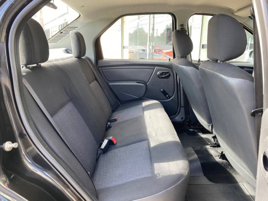 RENAULT - LOGAN - 2008/2008 - Preta - R$ 23.900,00