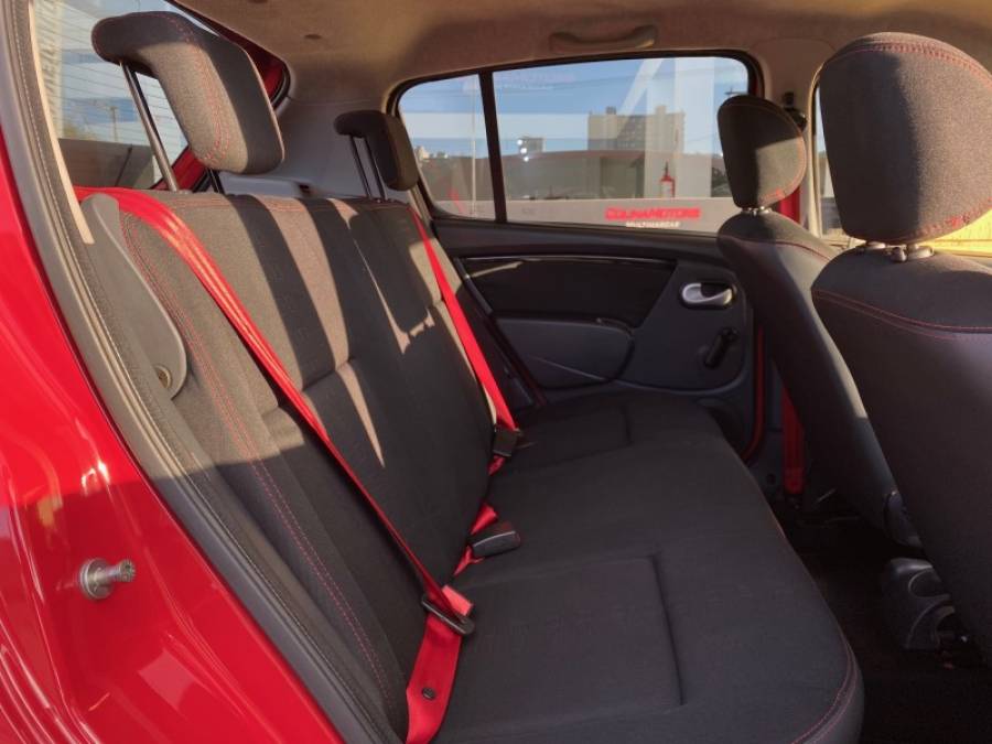 RENAULT - SANDERO - 2011/2011 - Vermelha - R$ 36.900,00