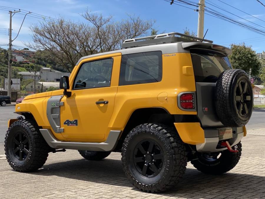 TROLLER - T4 - 2014/2015 - Amarela - R$ 165.900,00