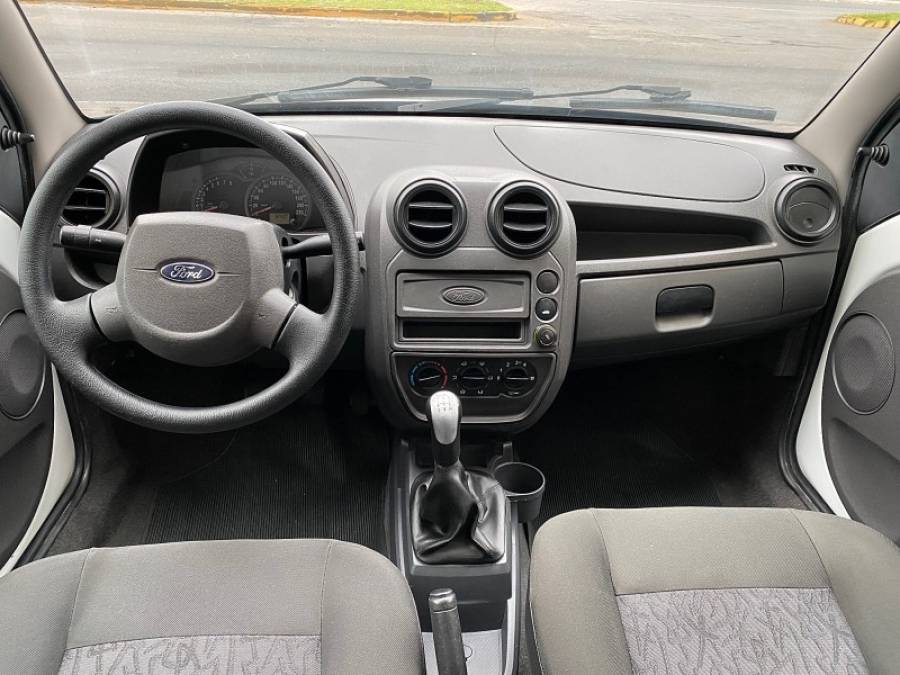 FORD - KA - 2011/2011 - Branca - R$ 23.900,00
