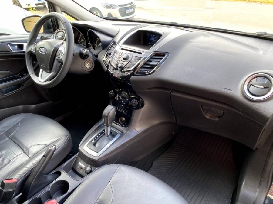 FORD - FIESTA - 2014/2014 - Preta - R$ 47.900,00