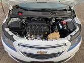 CHEVROLET - ONIX - 2014/2014 - Branca - R$ 55.900,00