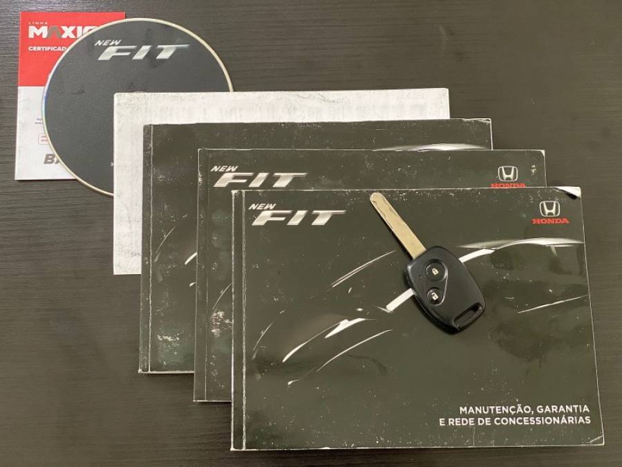 HONDA - FIT - 2011/2011 - Prata - R$ 42.900,00