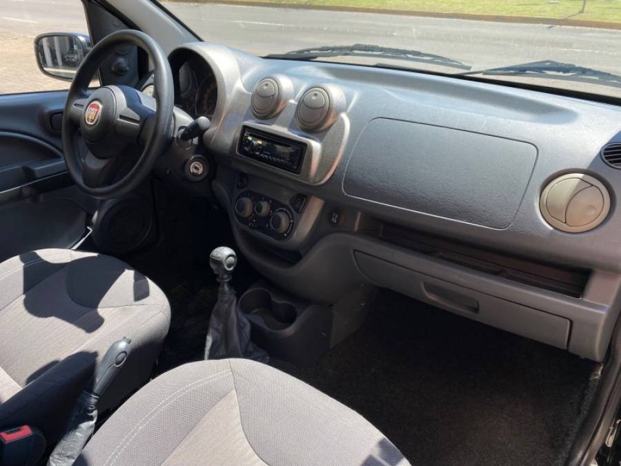 FIAT - UNO - 2012/2012 - Preta - R$ 30.900,00