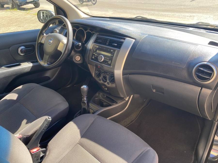 NISSAN - GRAND LIVINA - 2012/2012 - Preta - R$ 40.900,00