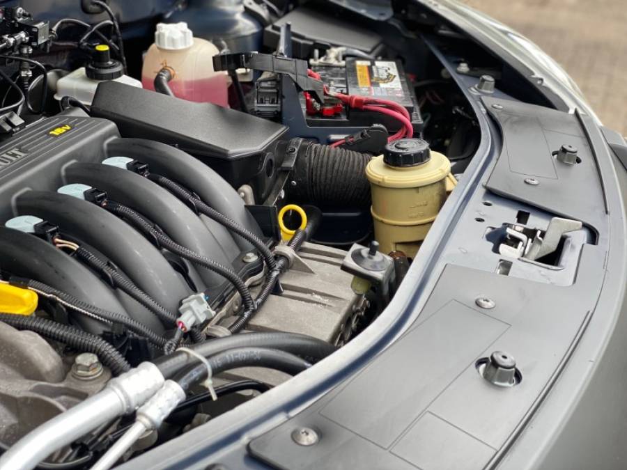 RENAULT - SANDERO - 2012/2012 - Cinza - R$ 39.900,00