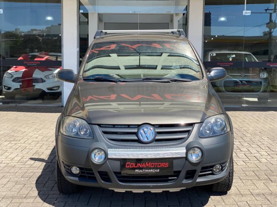 VOLKSWAGEN - CROSSFOX - 2009/2009 - Cinza - R$ 37.900,00