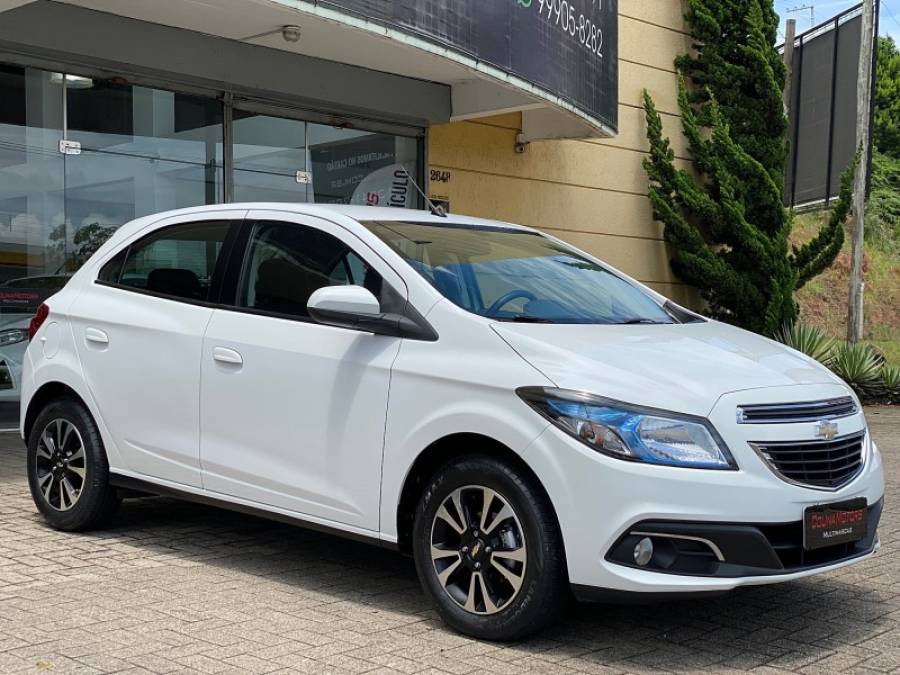 CHEVROLET - ONIX - 2015/2015 - Branca - R$ 53.900,00