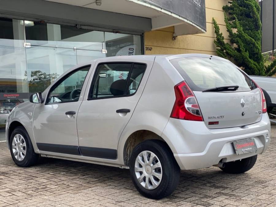 RENAULT - SANDERO - 2011/2011 - Prata - R$ 29.900,00