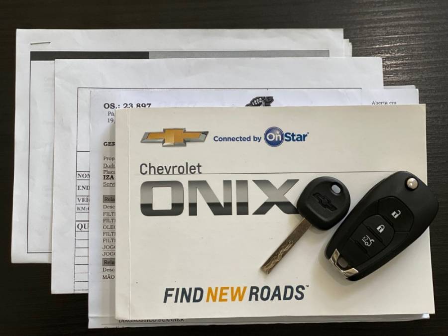 CHEVROLET - ONIX - 2019/2019 - Preta - R$ 57.900,00