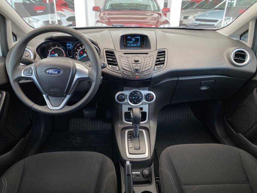 FORD - FIESTA - 2014/2014 - Branca - R$ 43.900,00