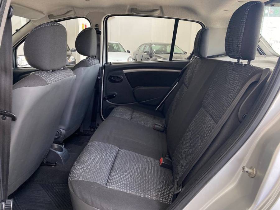 RENAULT - SANDERO - 2009/2009 - Prata - R$ 32.900,00