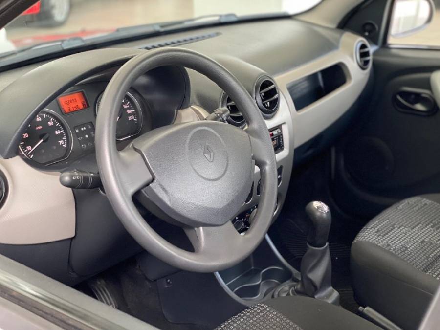 RENAULT - SANDERO - 2009/2009 - Prata - R$ 32.900,00