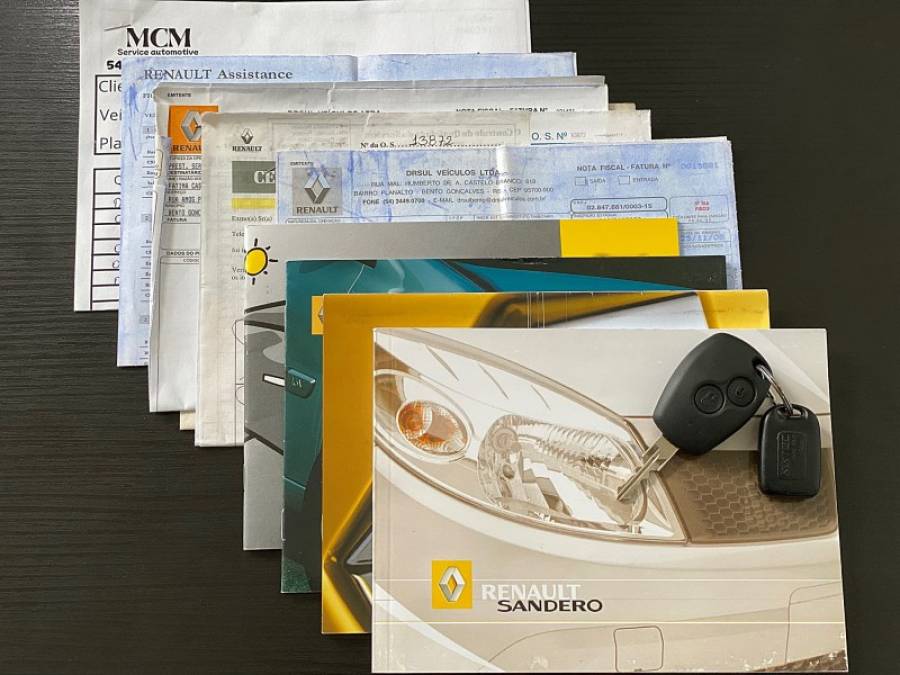 RENAULT - SANDERO - 2009/2009 - Prata - R$ 32.900,00