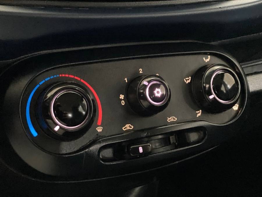 FIAT - UNO - 2020/2020 - Branca - R$ 42.900,00