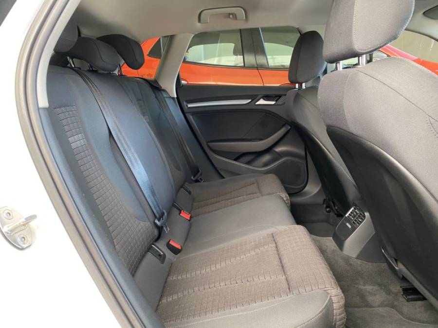 AUDI - A3 - 2014/2014 - Branca - R$ 84.900,00