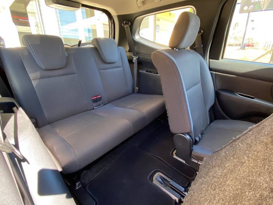 NISSAN - GRAND LIVINA - 2012/2012 - Preta - R$ 40.900,00