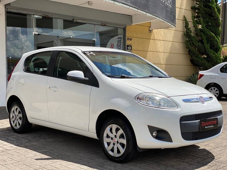 FIAT - PALIO - 2014/2014 - Branca - R$ 40.900,00