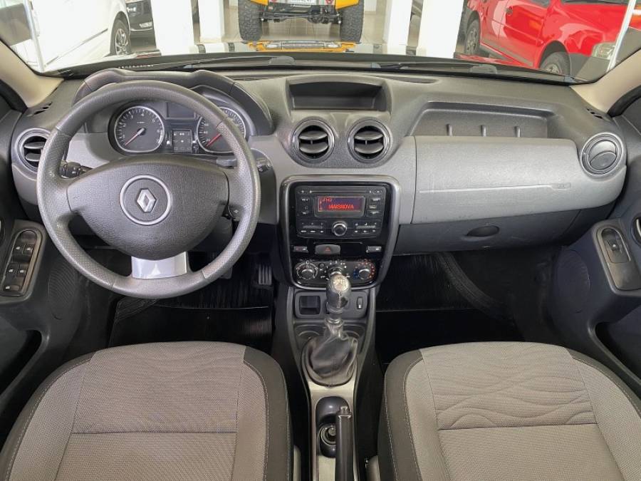 RENAULT - DUSTER - 2014/2014 - Preta - R$ 52.900,00
