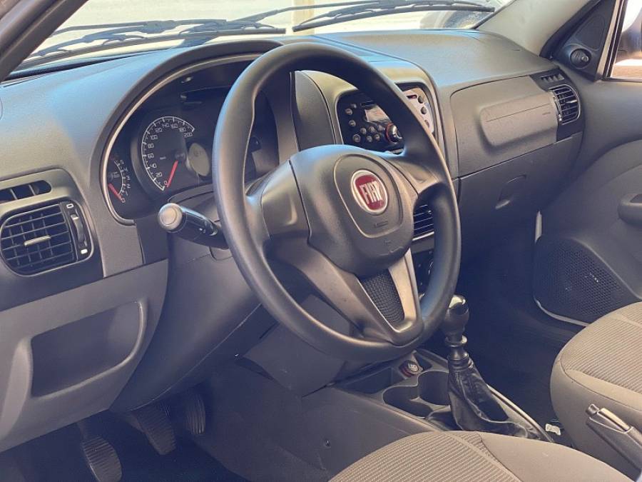 FIAT - PALIO - 2015/2015 - Branca - R$ 43.900,00