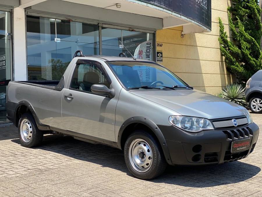 FIAT - STRADA - 2006/2007 - Cinza - R$ 30.900,00