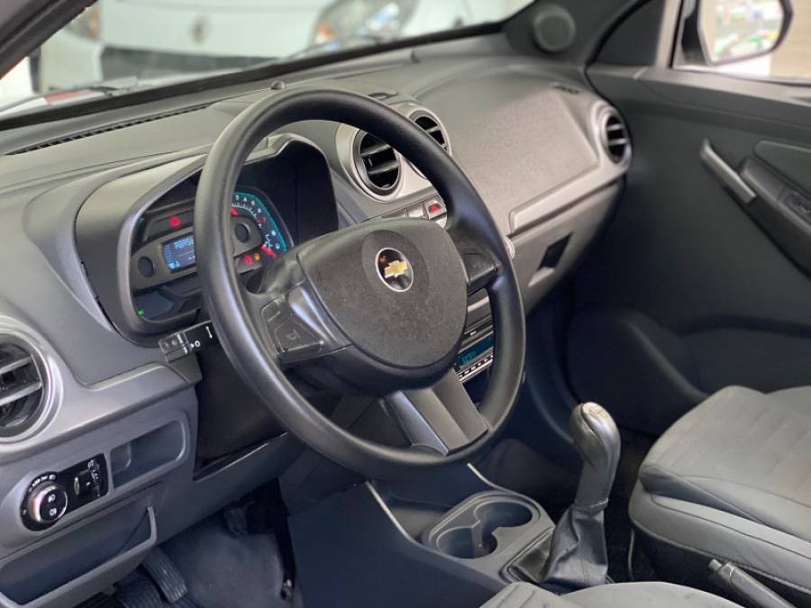 CHEVROLET - MONTANA - 2012/2012 - Prata - R$ 48.900,00