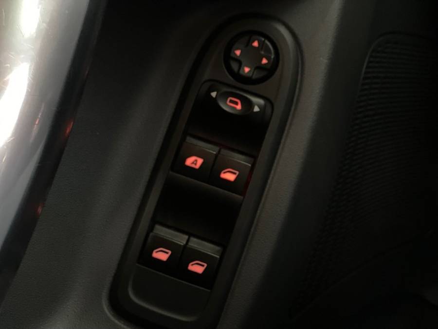 CITROËN - C3 - 2015/2015 - Branca - R$ 42.900,00