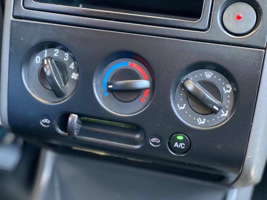 FORD - ECOSPORT - 2004/2005 - Prata - R$ 31.900,00