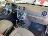 VOLKSWAGEN - GOL - 2009/2010 - Preta - R$ 27.900,00