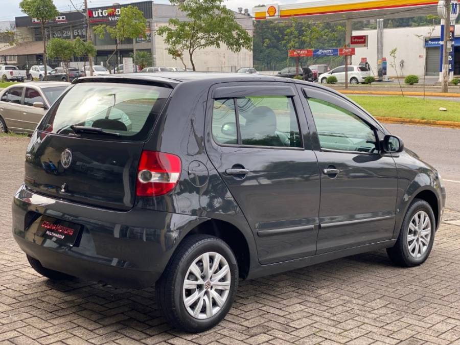 VOLKSWAGEN - FOX - 2007/2007 - Cinza - R$ 22.900,00