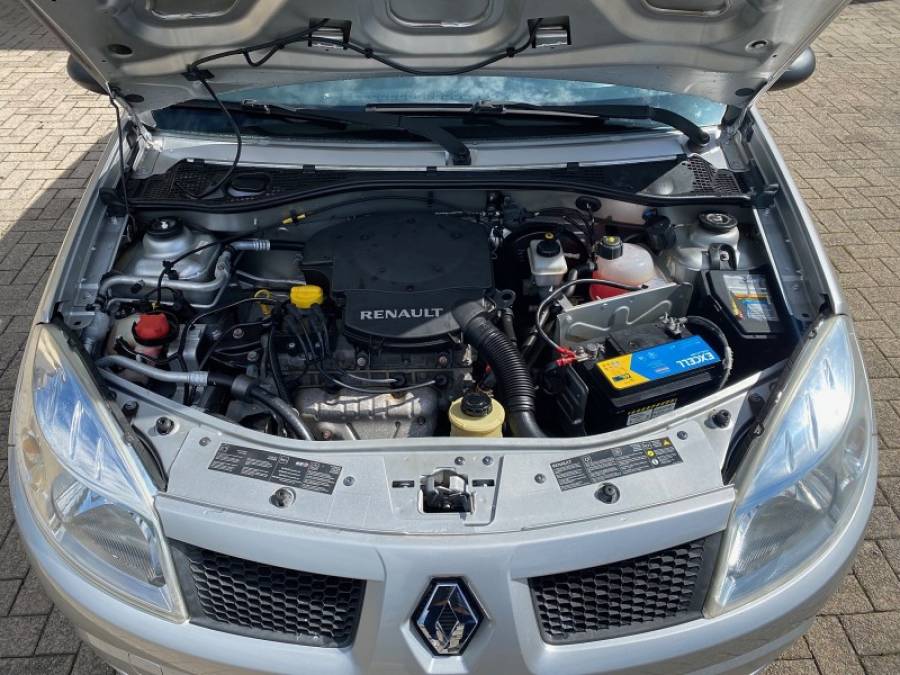 RENAULT - SANDERO - 2009/2009 - Prata - R$ 32.900,00