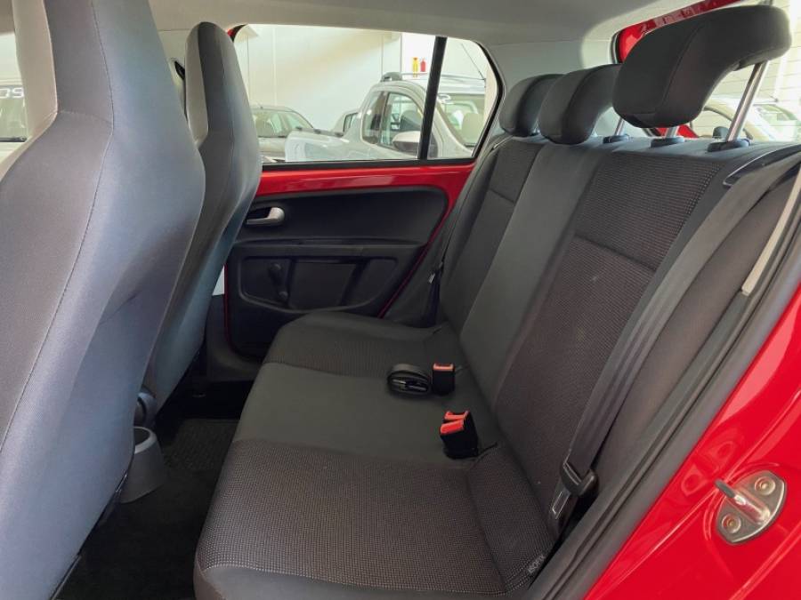 VOLKSWAGEN - UP - 2015/2015 - Vermelha - R$ 43.900,00