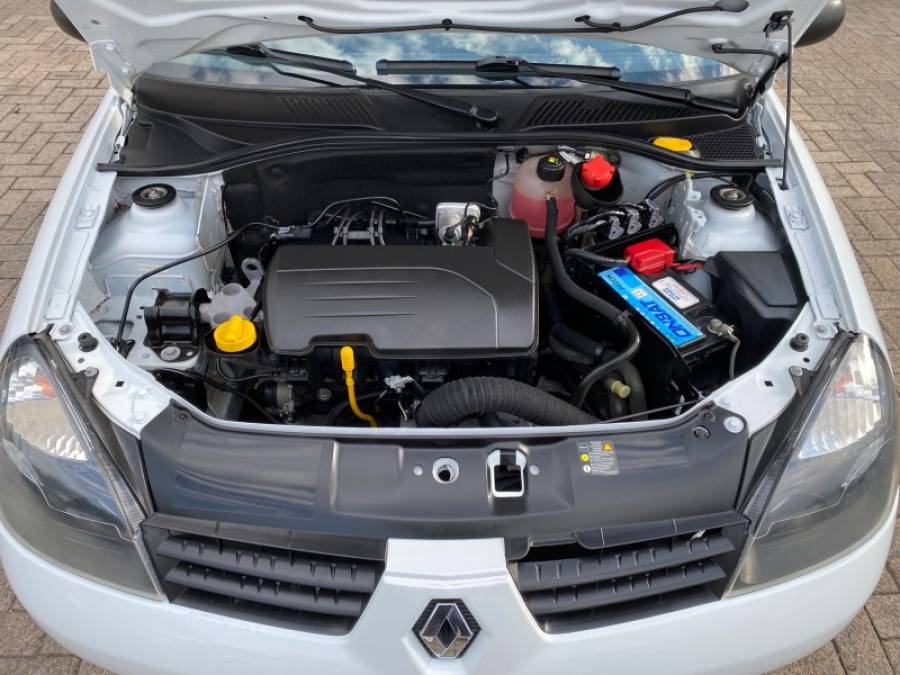 RENAULT - CLIO - 2011/2011 - Branca - R$ 23.900,00