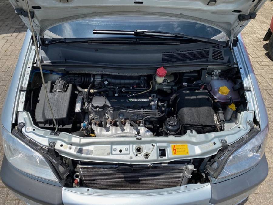 CHEVROLET - ZAFIRA - 2009/2009 - Prata - R$ 40.900,00