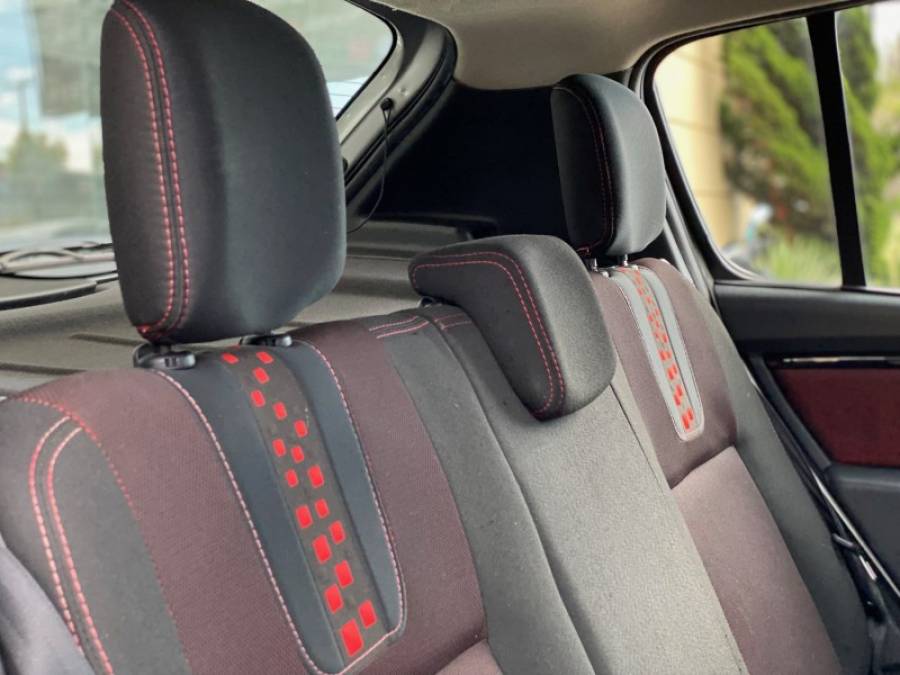 RENAULT - SANDERO - 2014/2014 - Prata - R$ 45.900,00