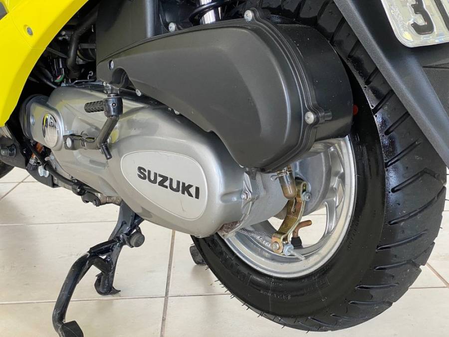 SUZUKI - BURGMAN - 2013/2014 - Amarela - R$ 9.900,00
