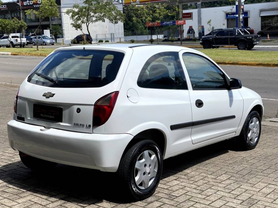 CHEVROLET - CELTA - 2012/2012 - Branca - R$ 25.900,00