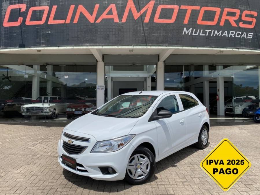 CHEVROLET - ONIX - 2015/2015 - Branca - R$ 47.900,00