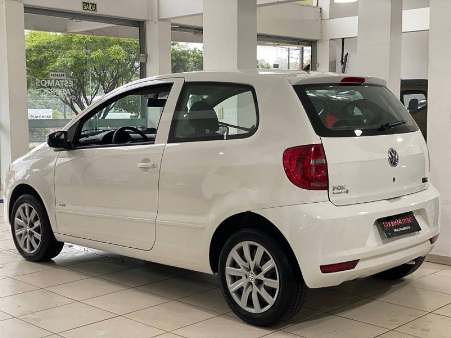 VOLKSWAGEN - FOX - 2012/2012 - Branca - R$ 28.900,00