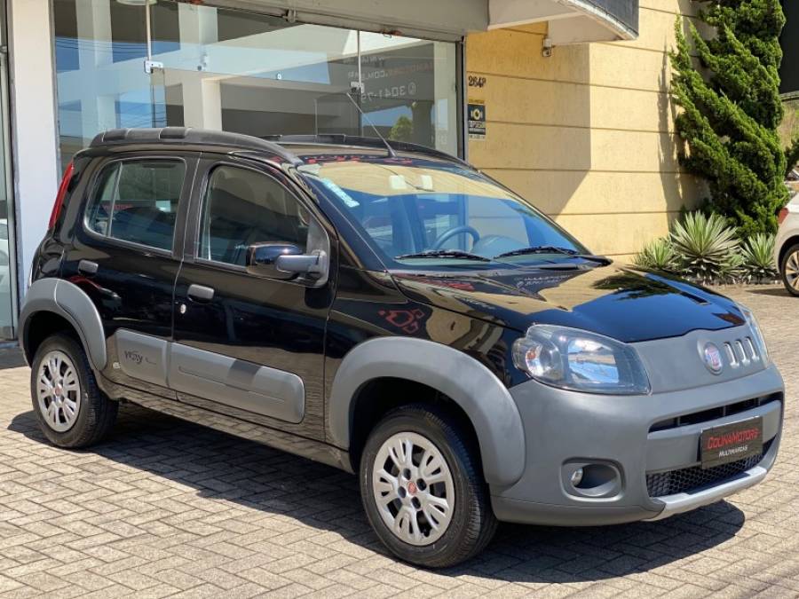 FIAT - UNO - 2012/2012 - Preta - R$ 30.900,00