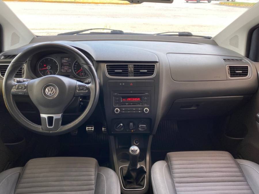 VOLKSWAGEN - SPACE CROSS - 2012/2012 - Preta - R$ 45.900,00