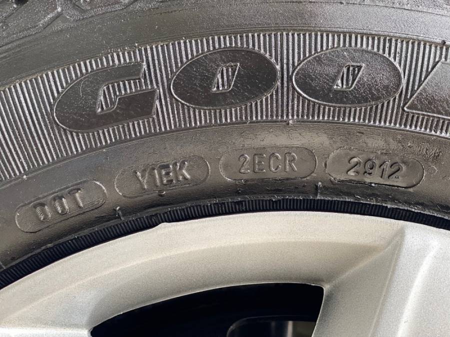 CHEVROLET - CELTA - 2013/2013 - Branca - R$ 28.900,00