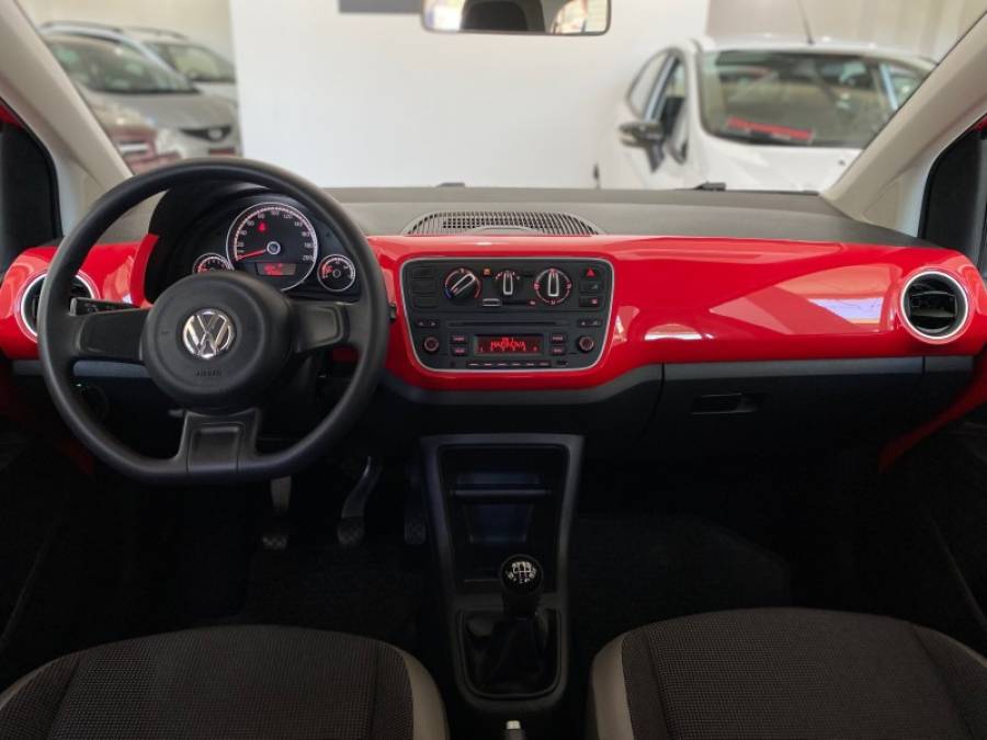 VOLKSWAGEN - UP - 2014/2015 - Vermelha - R$ 43.900,00