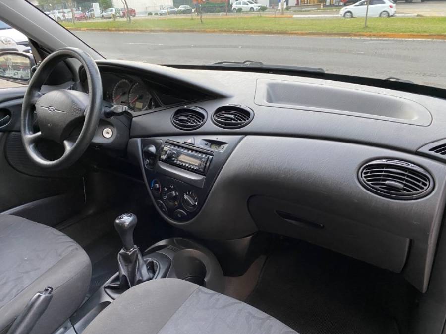 FORD - FOCUS - 2009/2009 - Branca - R$ 32.900,00
