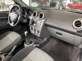 FORD - FIESTA - 2014/2014 - Preta - R$ 34.900,00