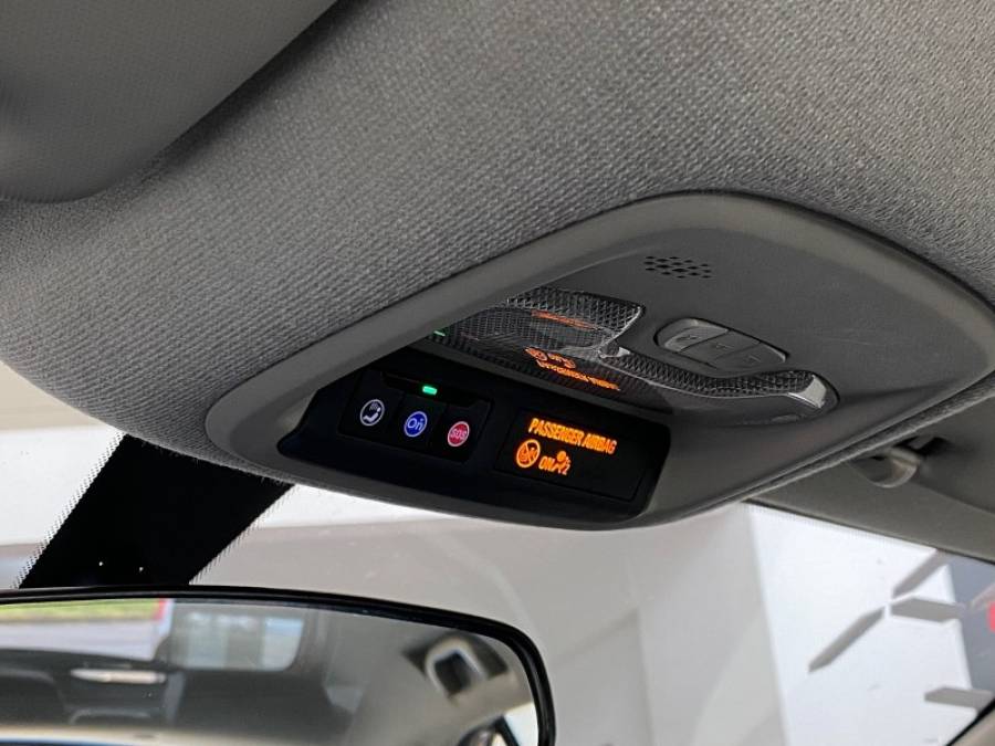 CHEVROLET - ONIX - 2024/2024 - Vermelha - R$ 94.900,00