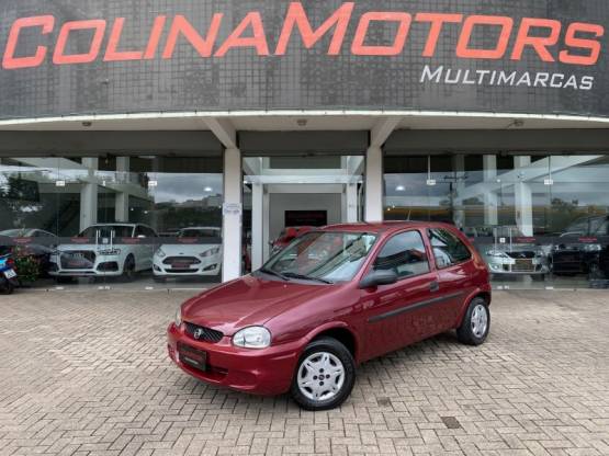 CHEVROLET - CORSA - 2000/2001 - Vermelha - R$ 16.900,00