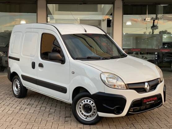 RENAULT - KANGOO - 2014/2015 - Branca - R$ 45.900,00