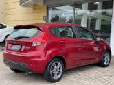 FORD - FIESTA - 2018/2019 - Vermelha - R$ 61.900,00