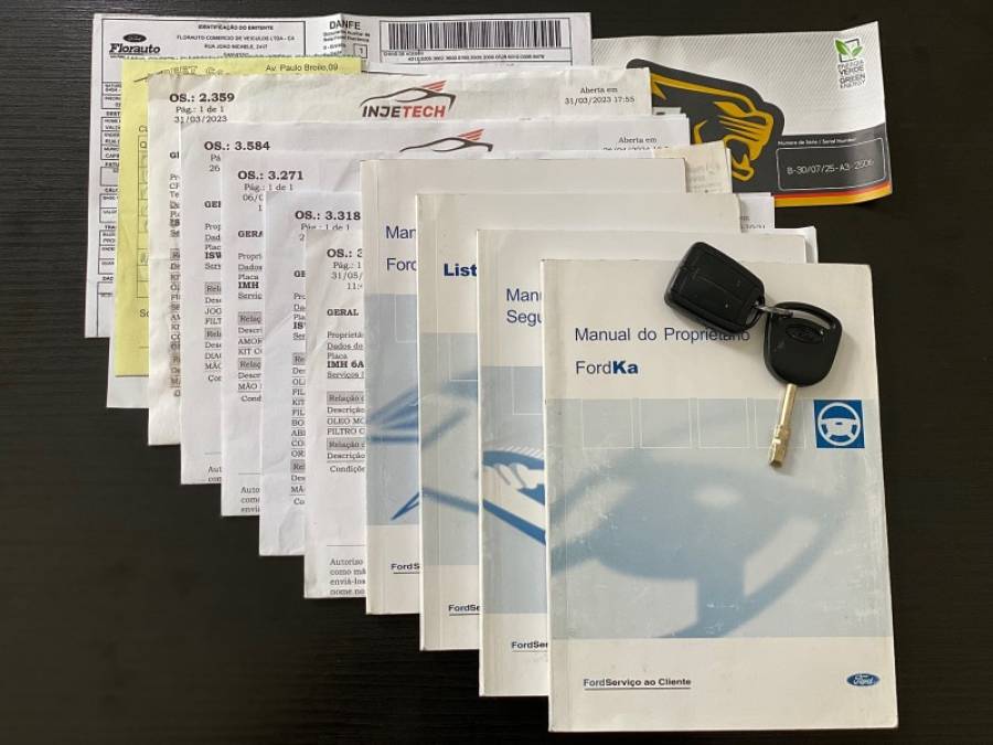 FORD - KA - 2004/2005 - Branca - R$ 19.900,00
